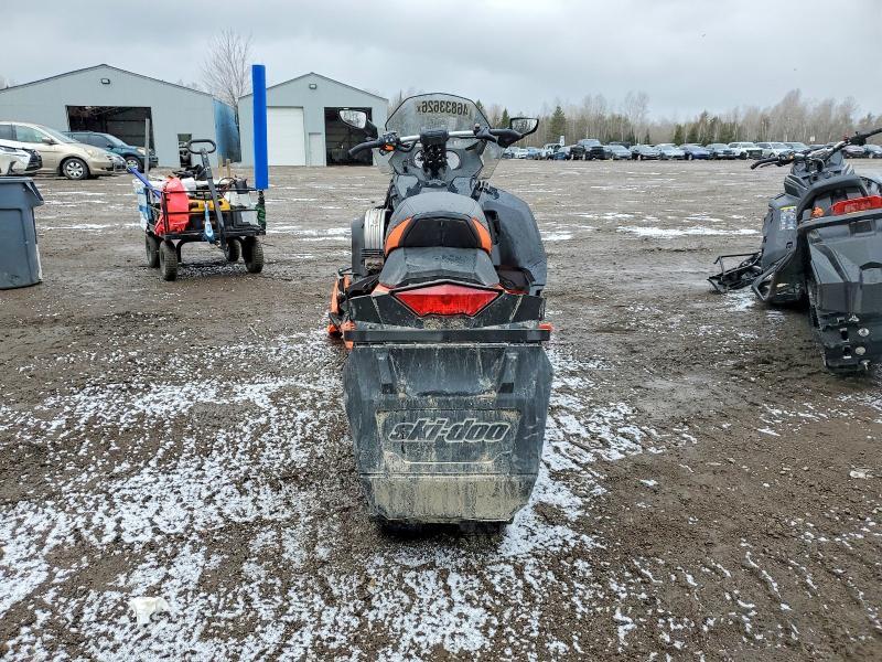 2015 Skidoo Renegade