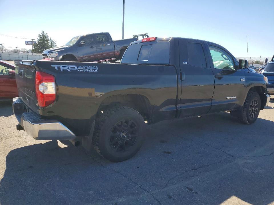 2017 Toyota Tundra SR5