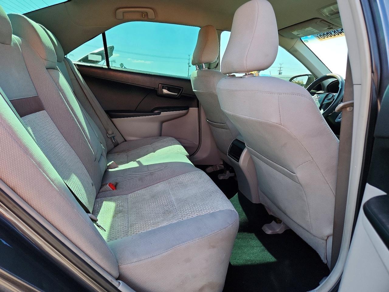 2012 Toyota Camry le