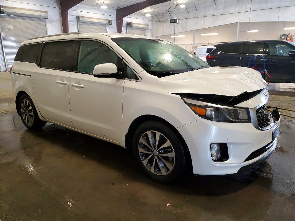 2018 KIA Sedona sx