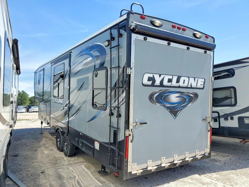 2015 Heartland Rv Cyclone Camper