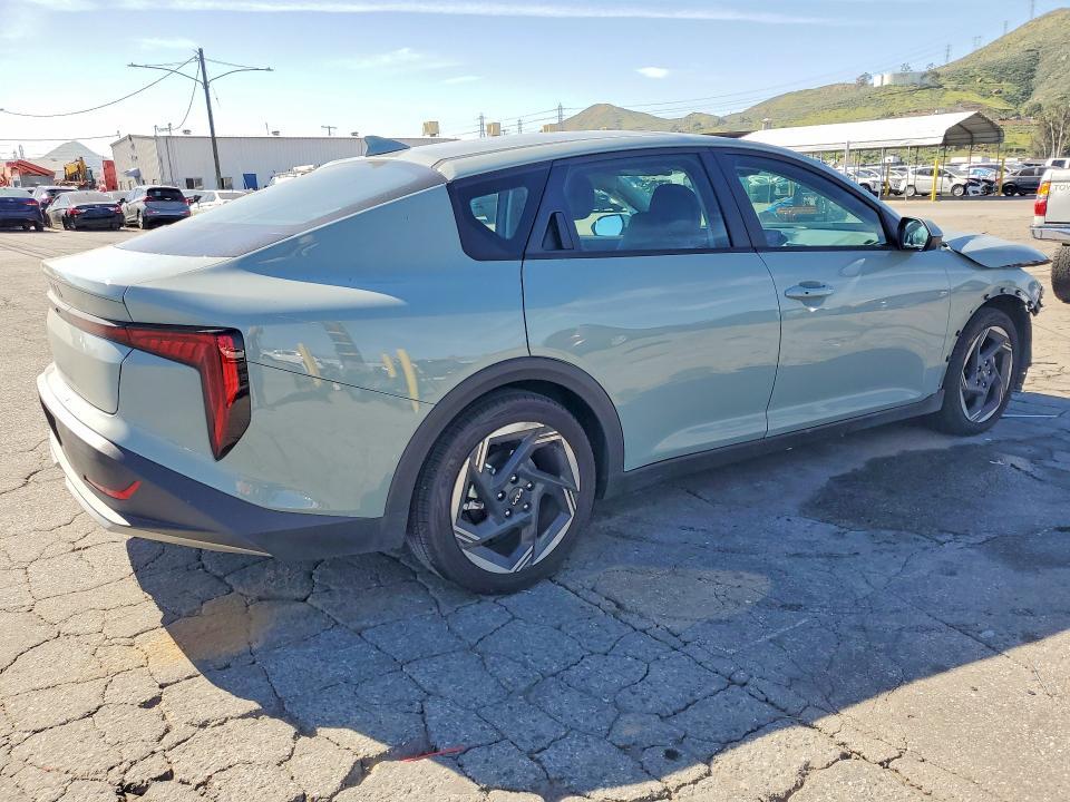 2025 KIA K4 ex