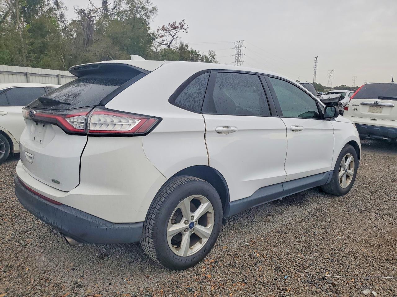 2018 Ford Edge se
