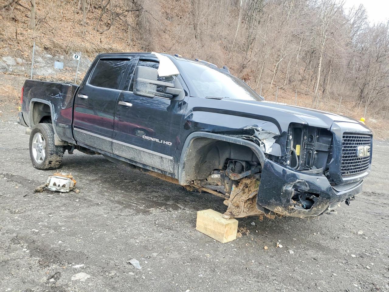 2016 GMC Sierra K2500 Denali