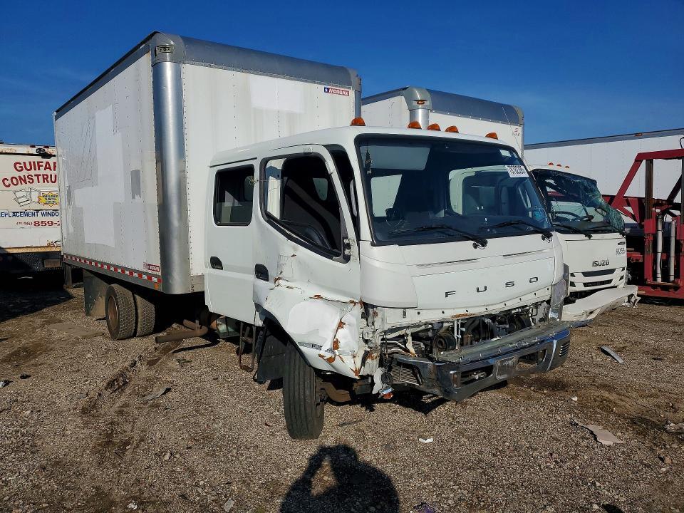 2019 Mitsubishi FE160 BOX Truck