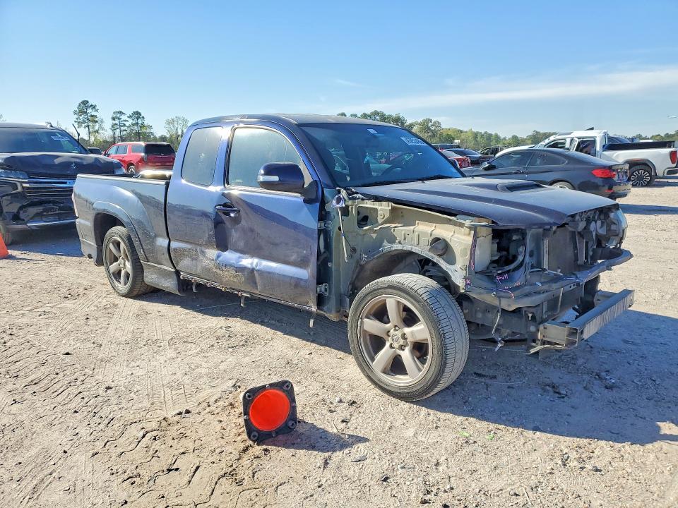 2013 Toyota Tacoma X-RUNNER V6