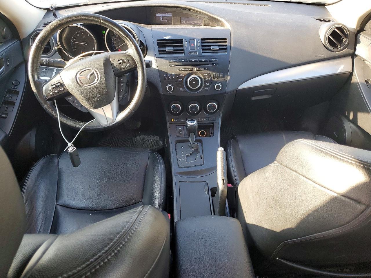 2013 Mazda 3 I