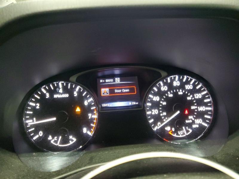 2018 Nissan Pathfinder sv