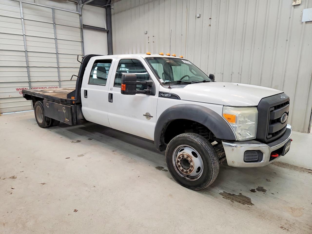 2016 Ford F450 Super Duty Flatbed Truck