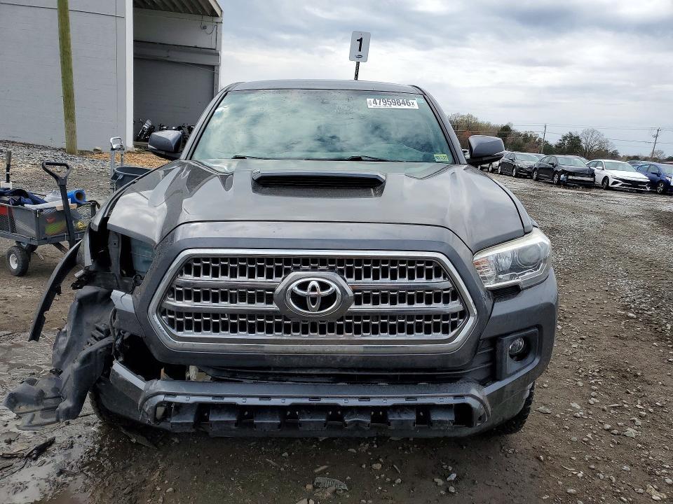 2017 Toyota Tacoma TRD Sport