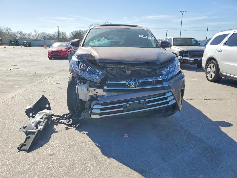 2019 Toyota Highlander Limited Platinum