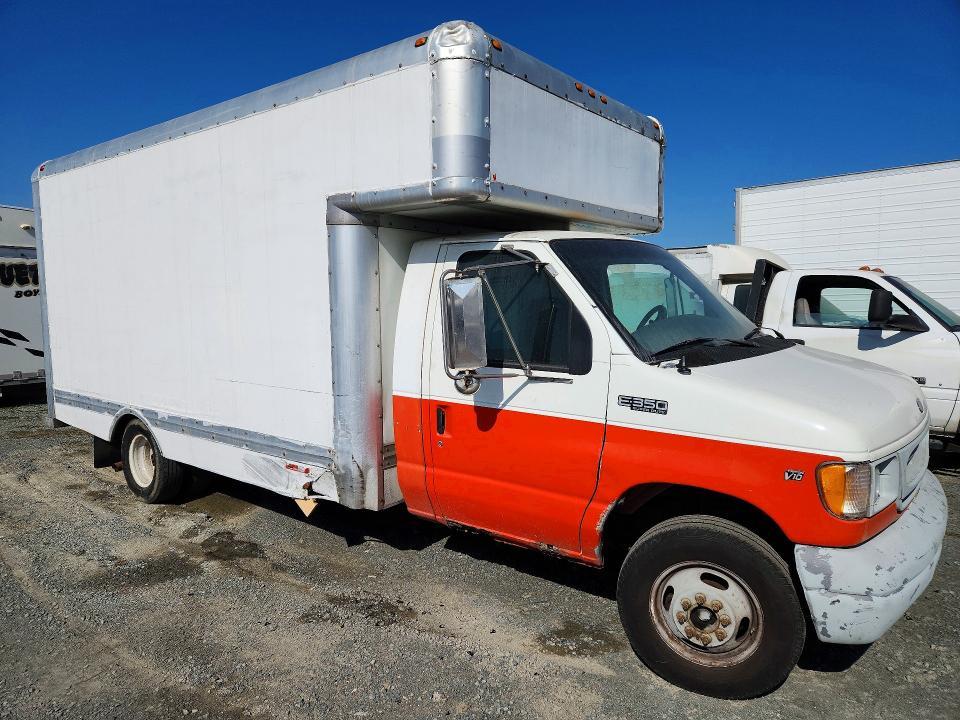 2000 Ford E350 BOX Truck
