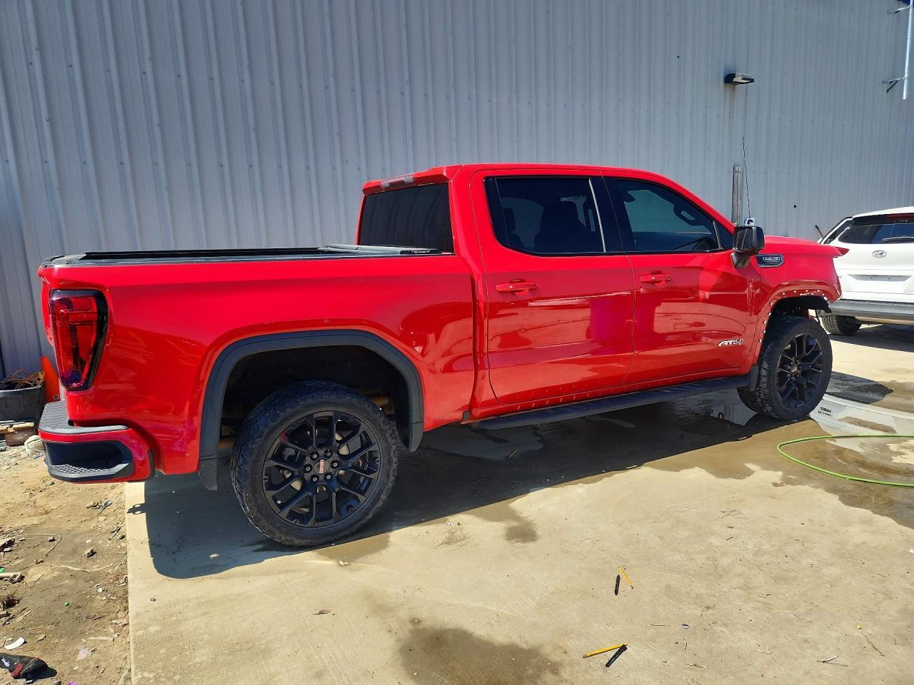 2021 GMC Sierra K1500 AT4