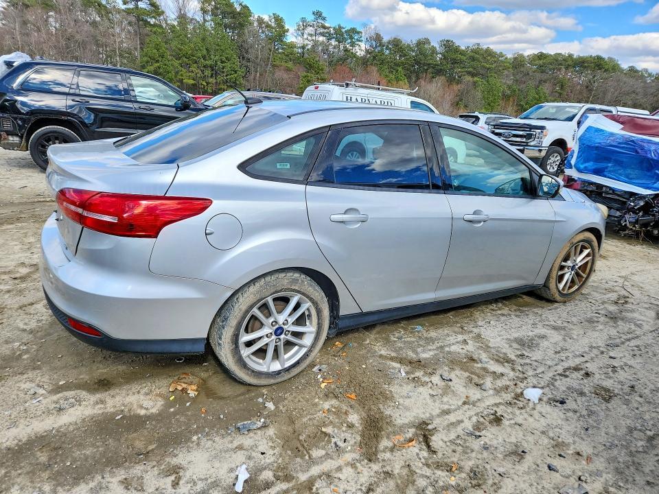 2017 Ford Focus se