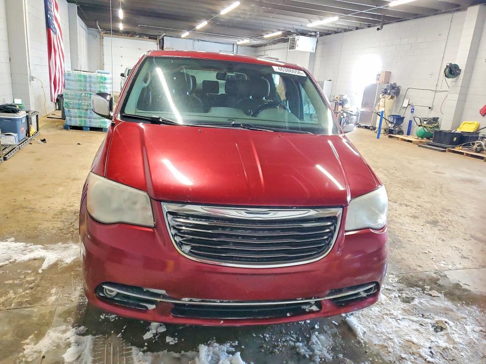 2012 Chrysler Town & Country Touring l