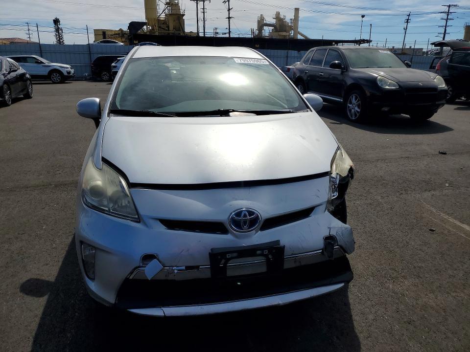 2014 Toyota Prius Plug-in Hybrid Base