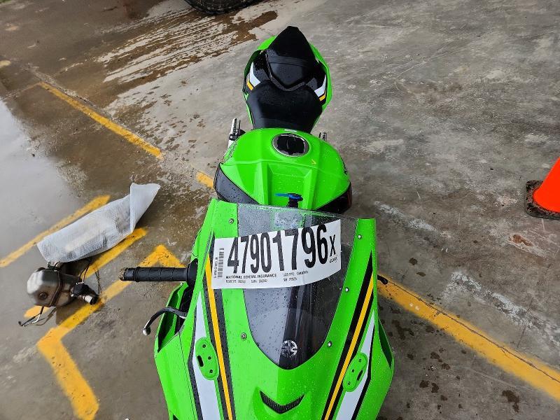 2025 Kawasaki ZX1002 L