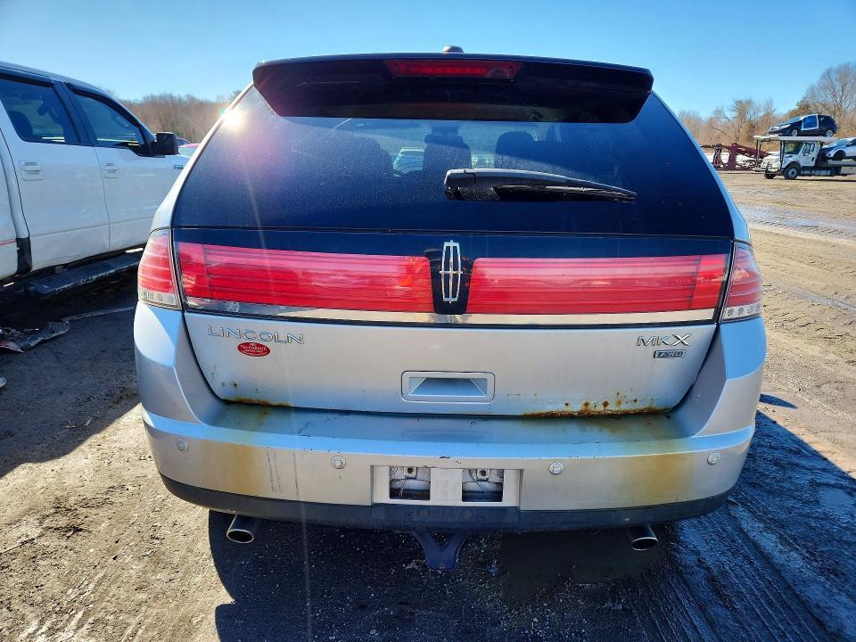 2009 Lincoln Townhouse MKX