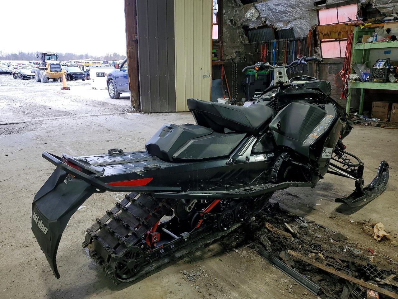 2022 Skidoo MX Z X-RS E-TEC 850R