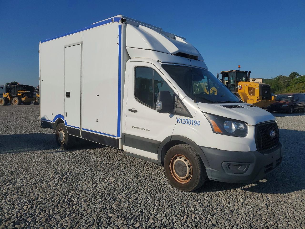 2020 Ford Transit Delivery Truck