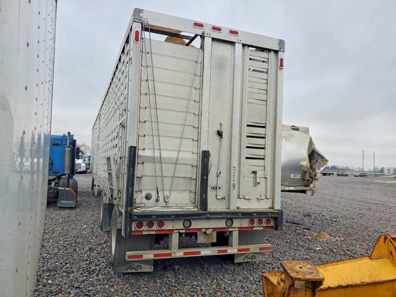 2019 Mheb 2019 M.H. EBY Livestock Trailer