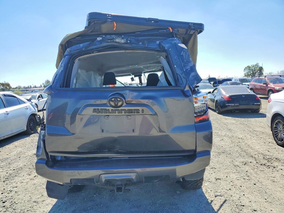 2023 Toyota 4runner SR5