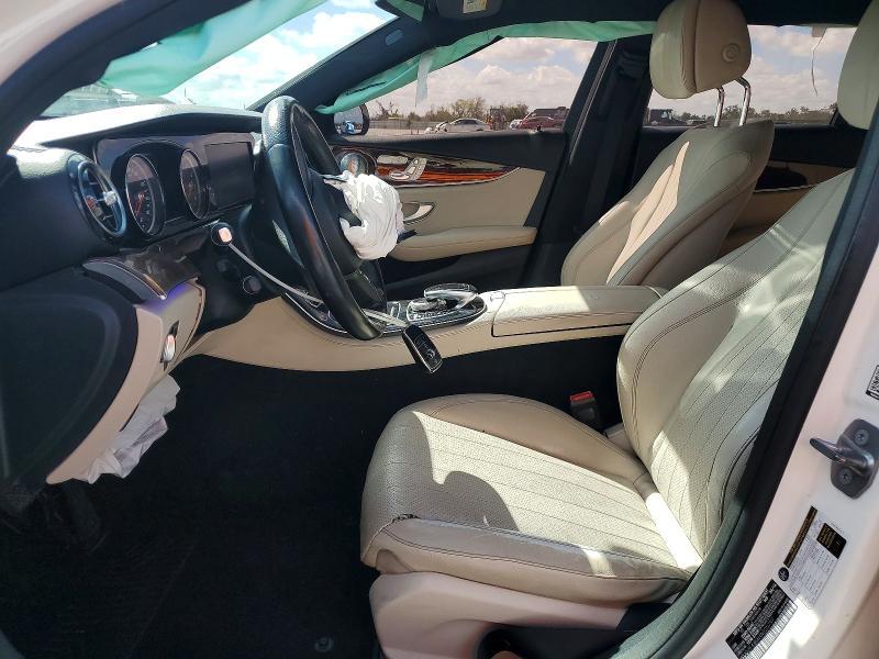 2017 Mercedes-Benz E 300
