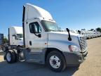 2016 Freightliner Cascadia 1-Semi Truck