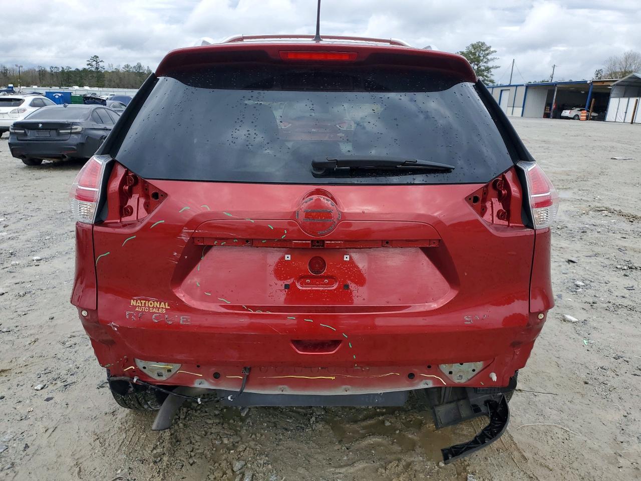 2016 Nissan Rogue sv
