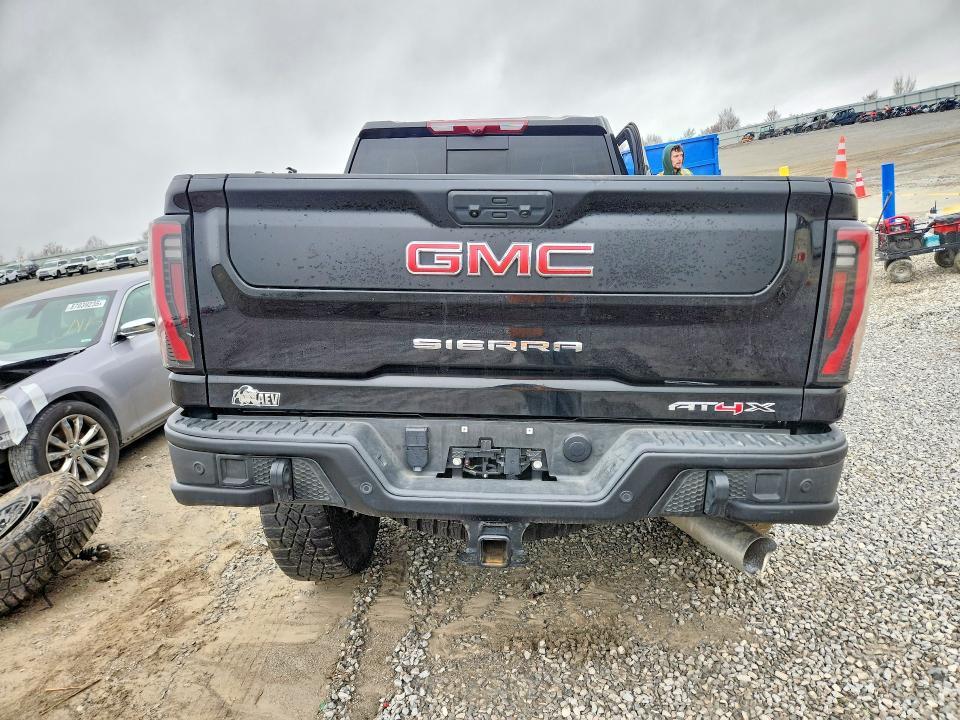 2025 GMC Sierra K2500 AT4X