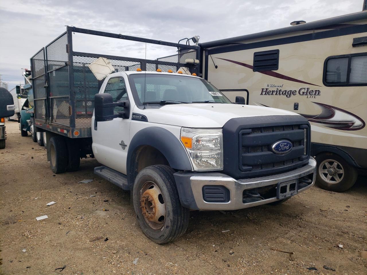 2015 Ford F550 Super Duty Flatbed Truck