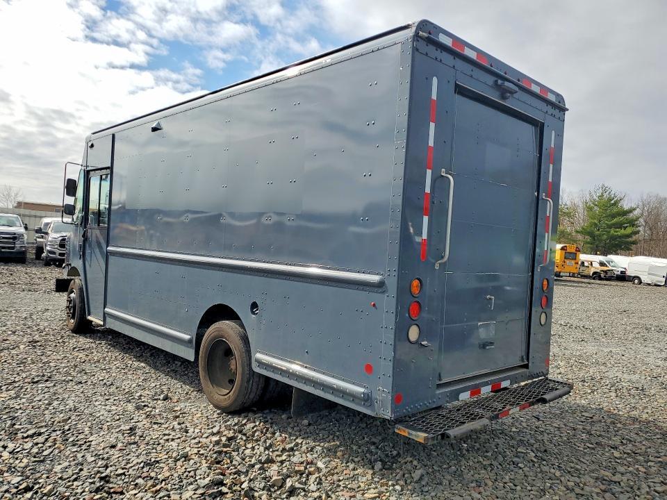 2020 Freightliner Chassis M Line WALK-IN Van