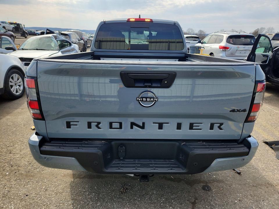 2026 Nissan Frontier SV