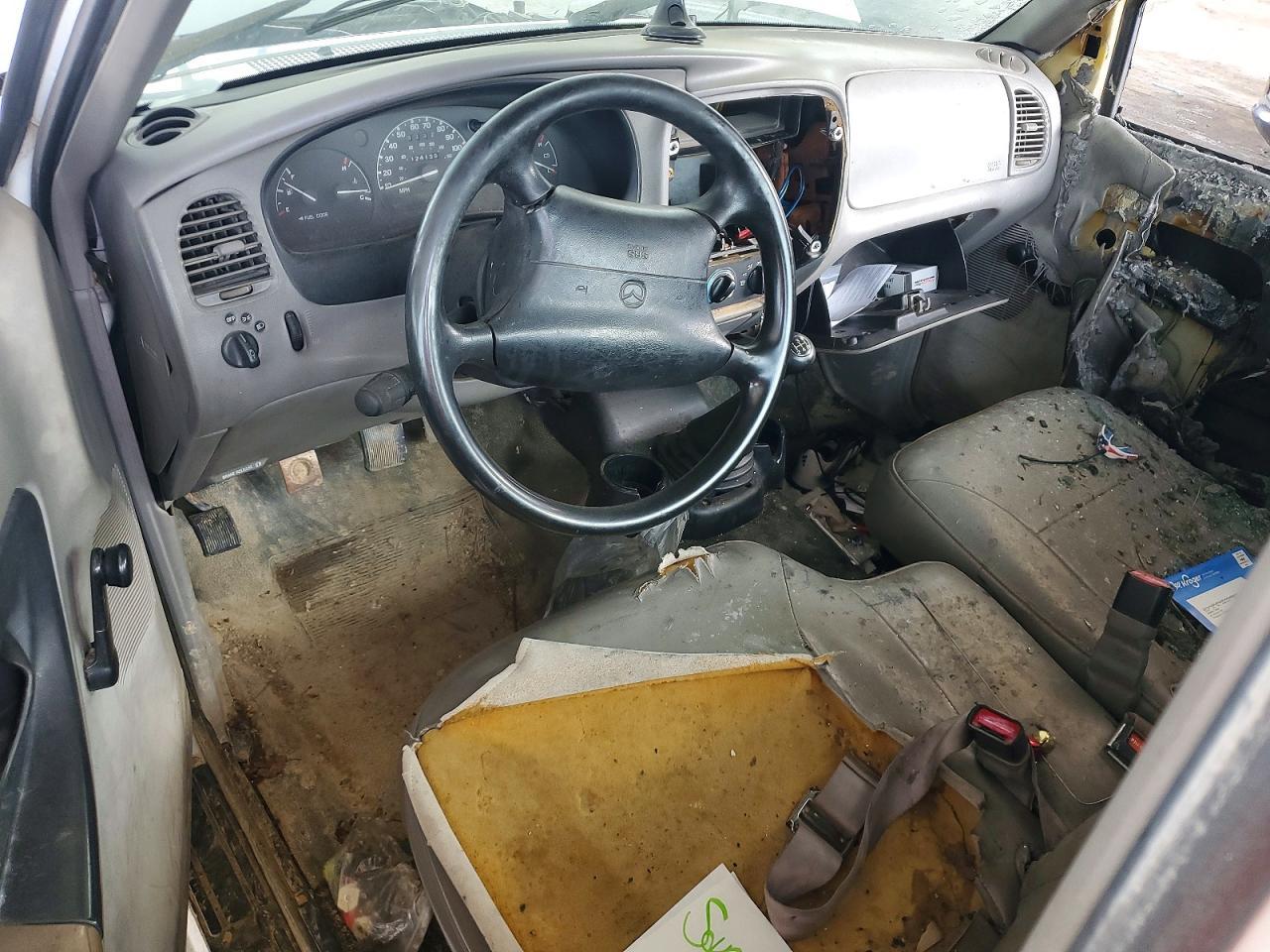 1999 Mazda B2500