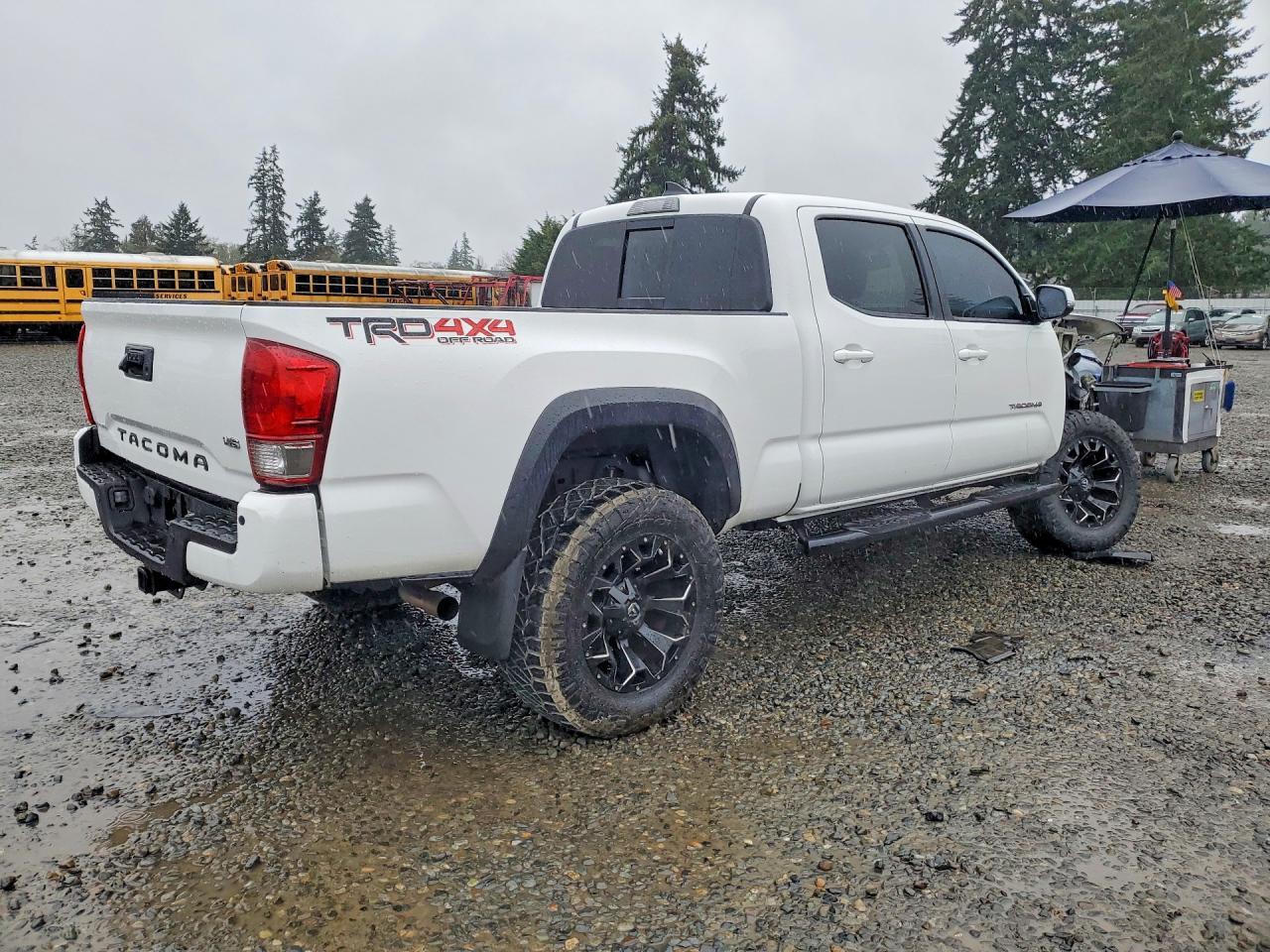 2017 Toyota Tacoma TRD OFF-Road
