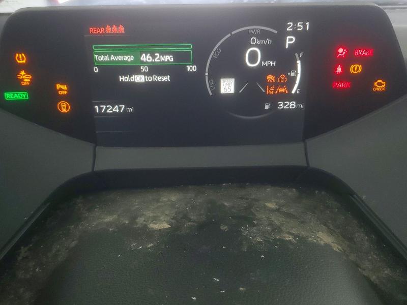 2025 Toyota Prius le