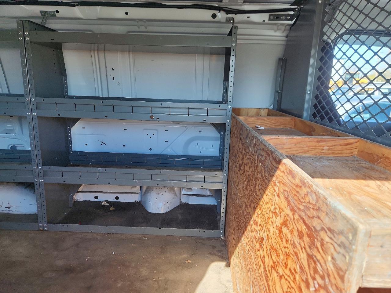 2012 Ford Econoline E250 van