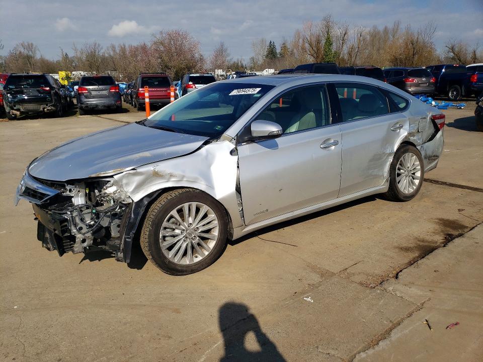 2014 Toyota Avalon Hybrid xle Premium