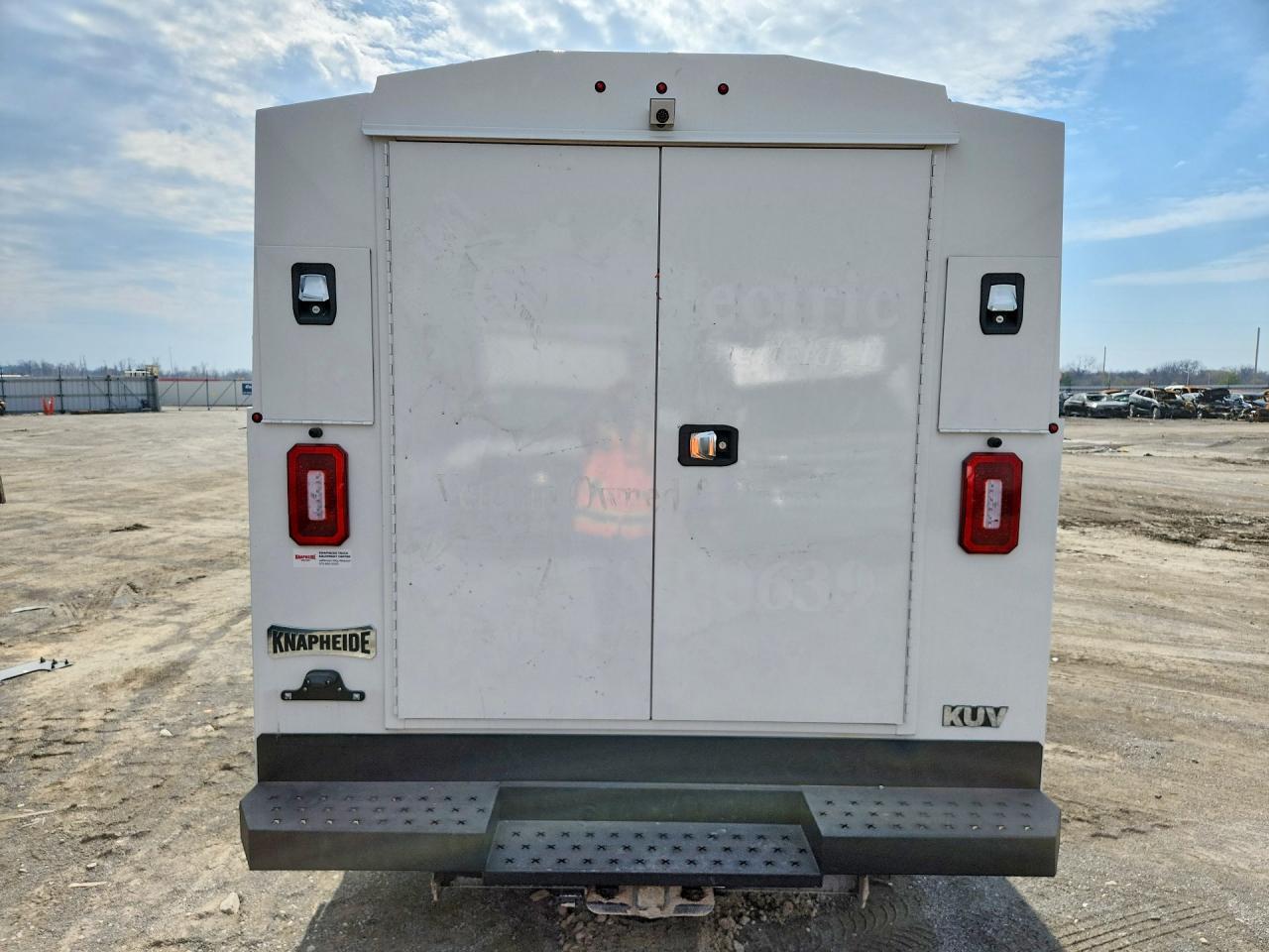 2025 Ford Econoline E350 Super Duty Cutaway Van