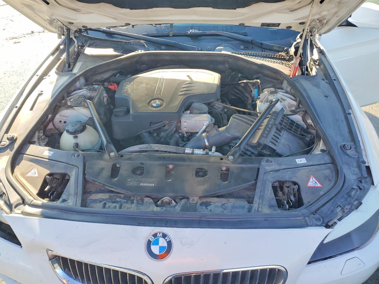 2012 BMW 528 i