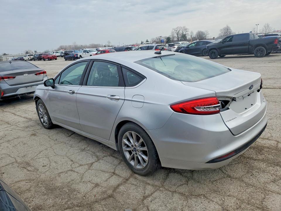 2017 Ford Fusion se