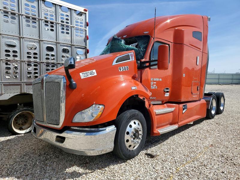 2020 Kenworth T680 Semi Truck