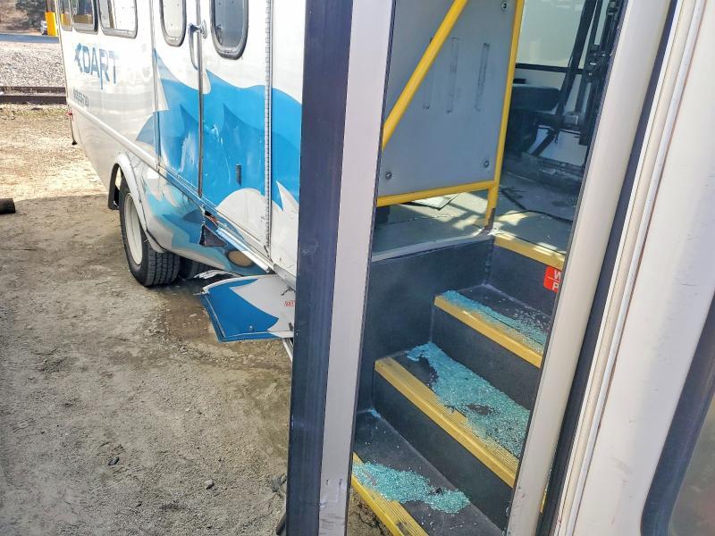 2016 Ford E450 Shuttle Bus