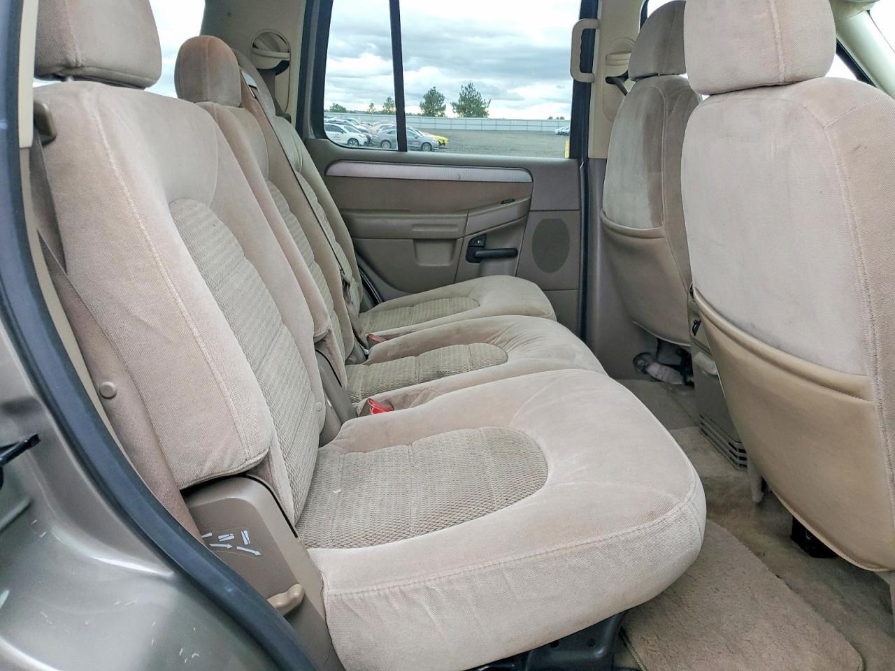 2004 Ford Explorer xlt