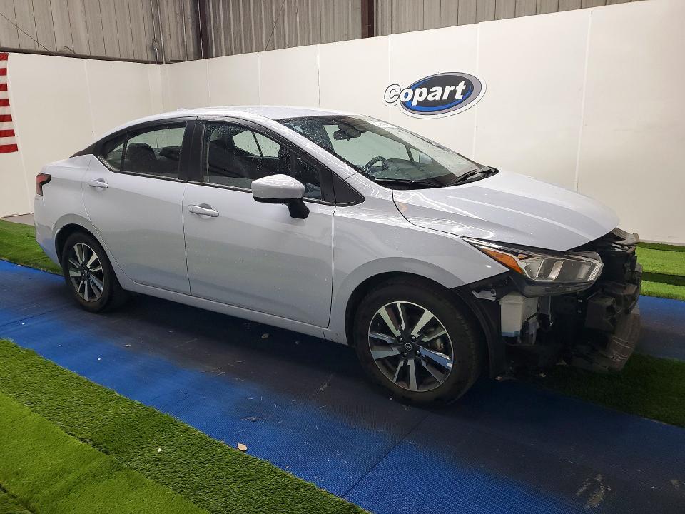 2024 Nissan Versa sv