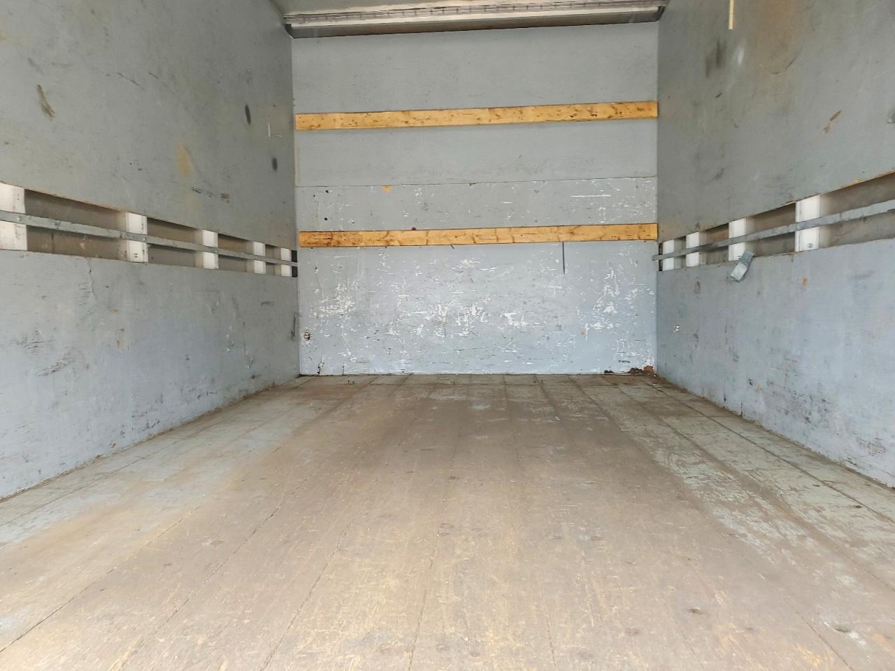 2013 GMC Savana BOX Truck