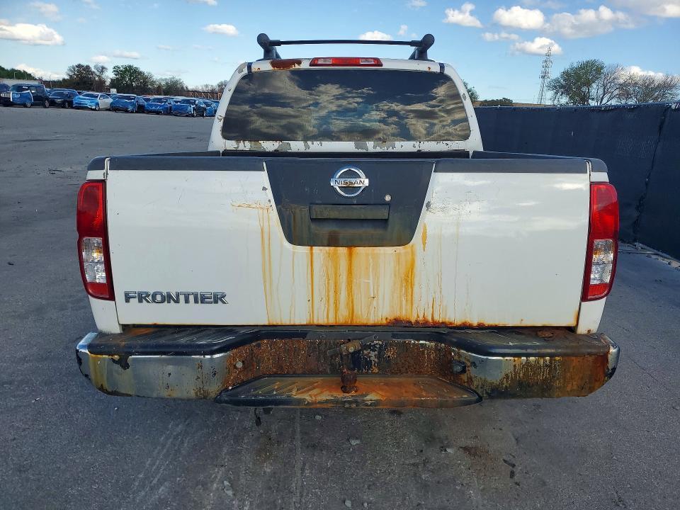 2005 Nissan Frontier SE