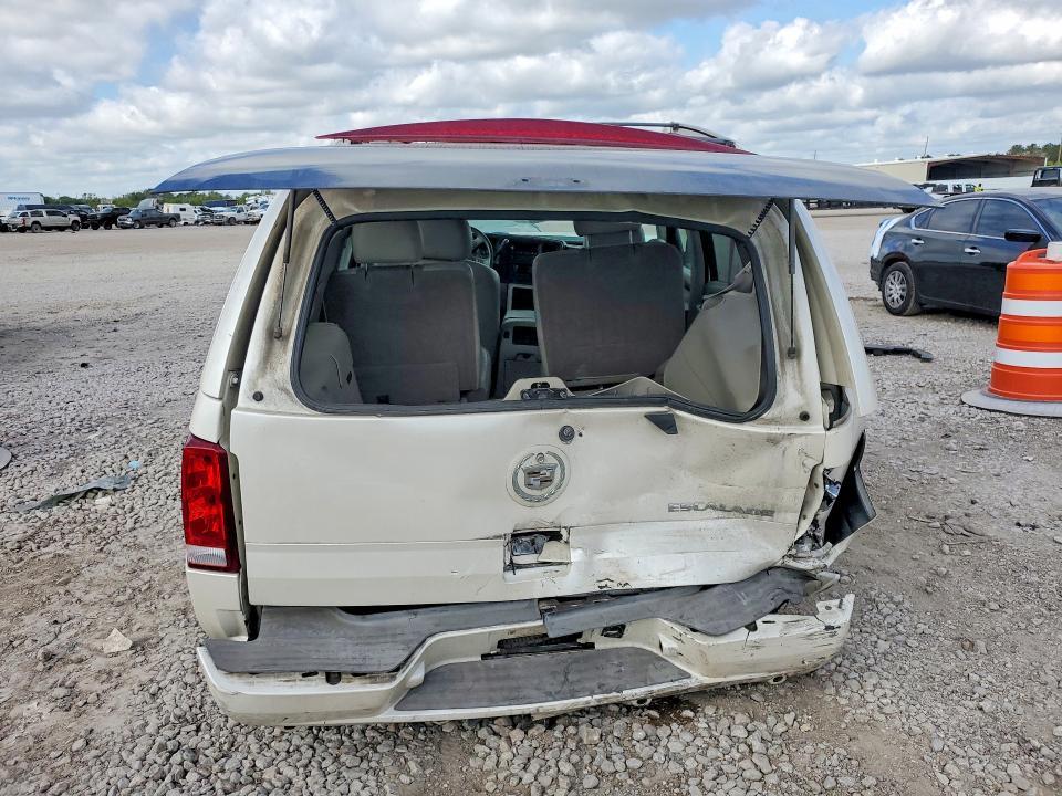 2005 Cadillac Escalade Luxury