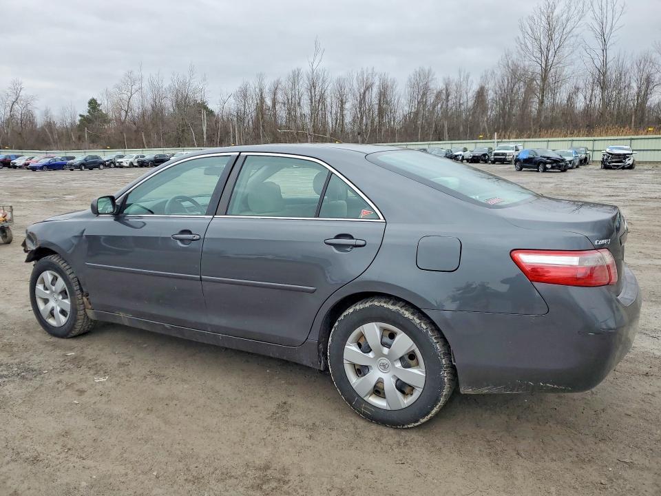 2007 Toyota Camry le