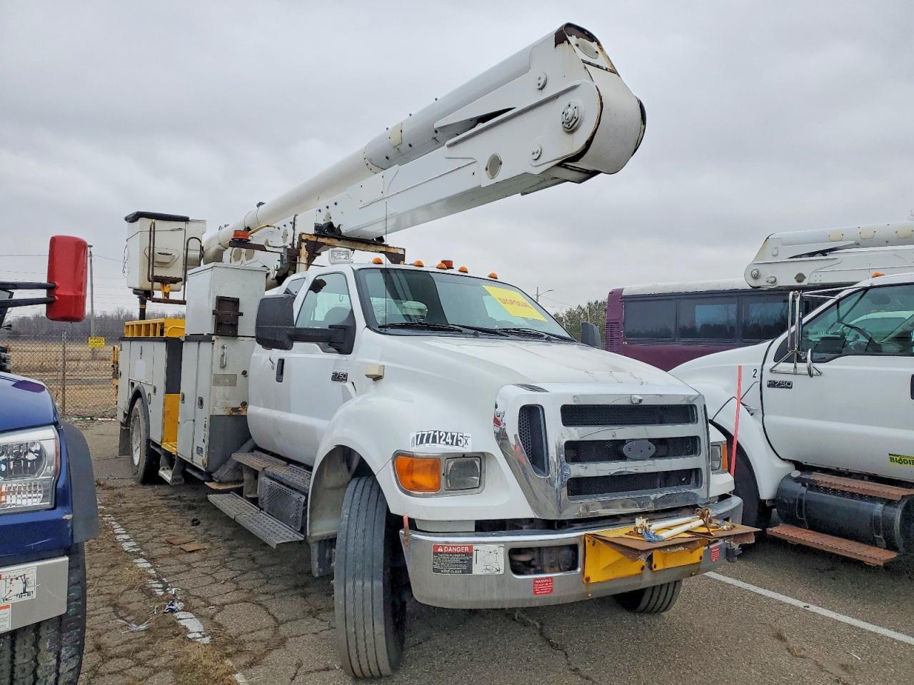 2012 Ford F750 Super Duty